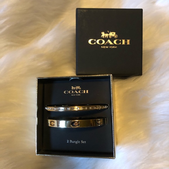 Coach bangle bracelet set, stored never worn - Picture 1 of 2